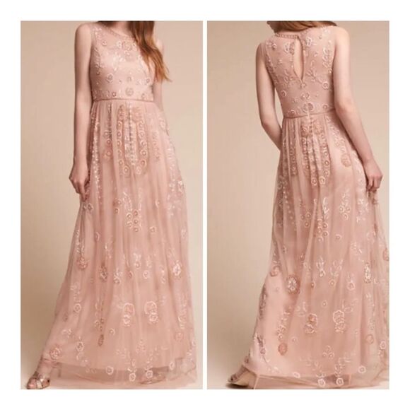 Adrianna Papell Abbigton Beaded gown BHLDN size 8
New with out tag never worn - Picture 1 of 13